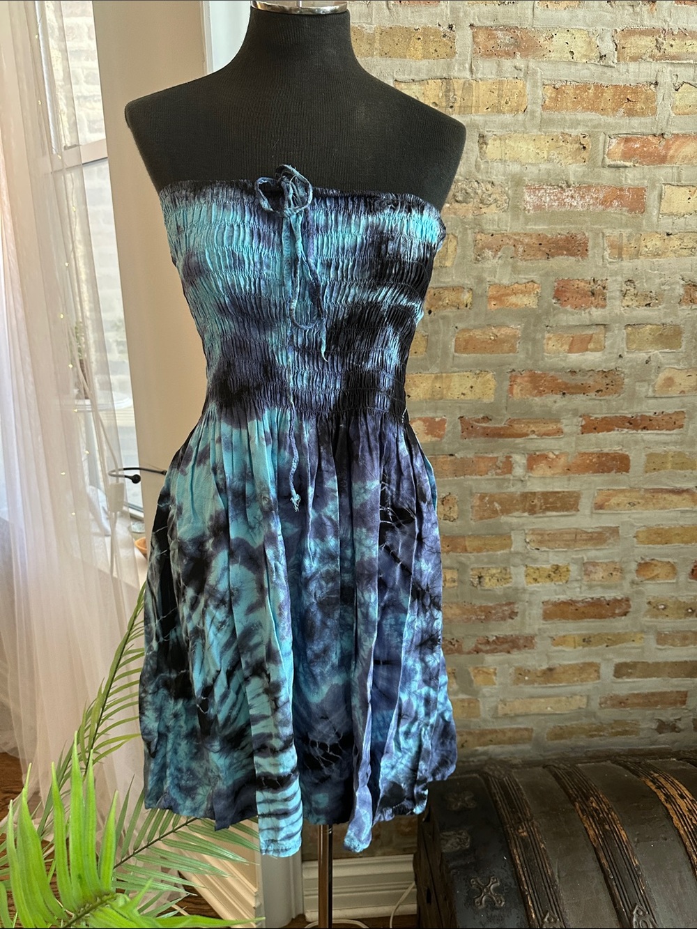 Smock tie top tie-dye dress